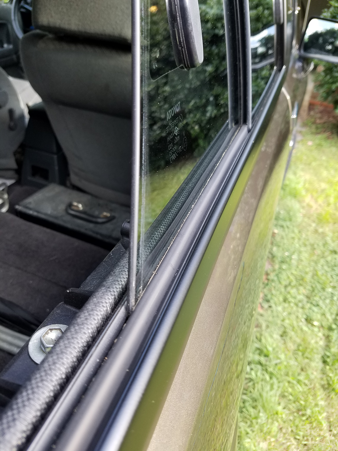 4 Runner - Rear Sliding Window Run