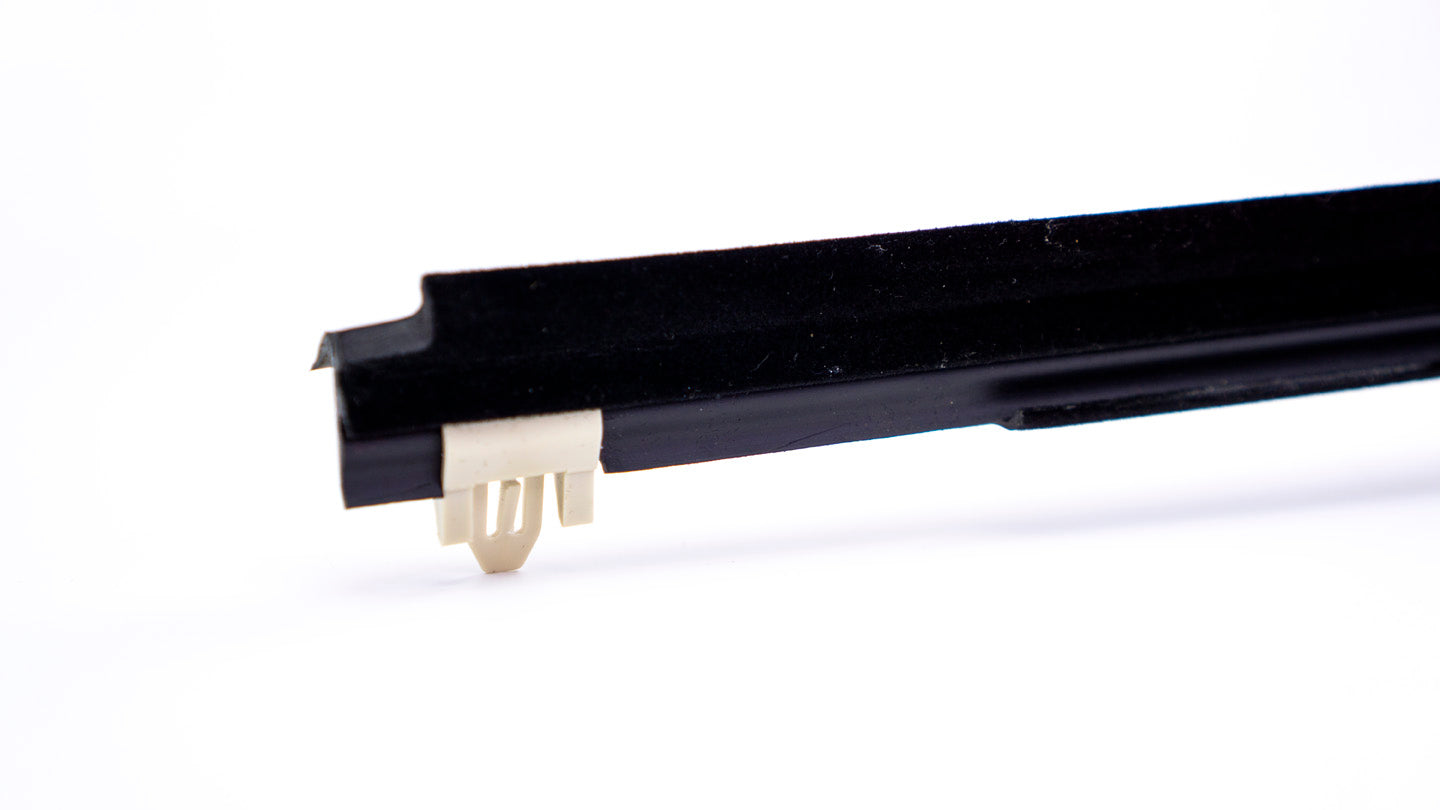 4 Runner - Tailgate Glass Weatherstrip Inner